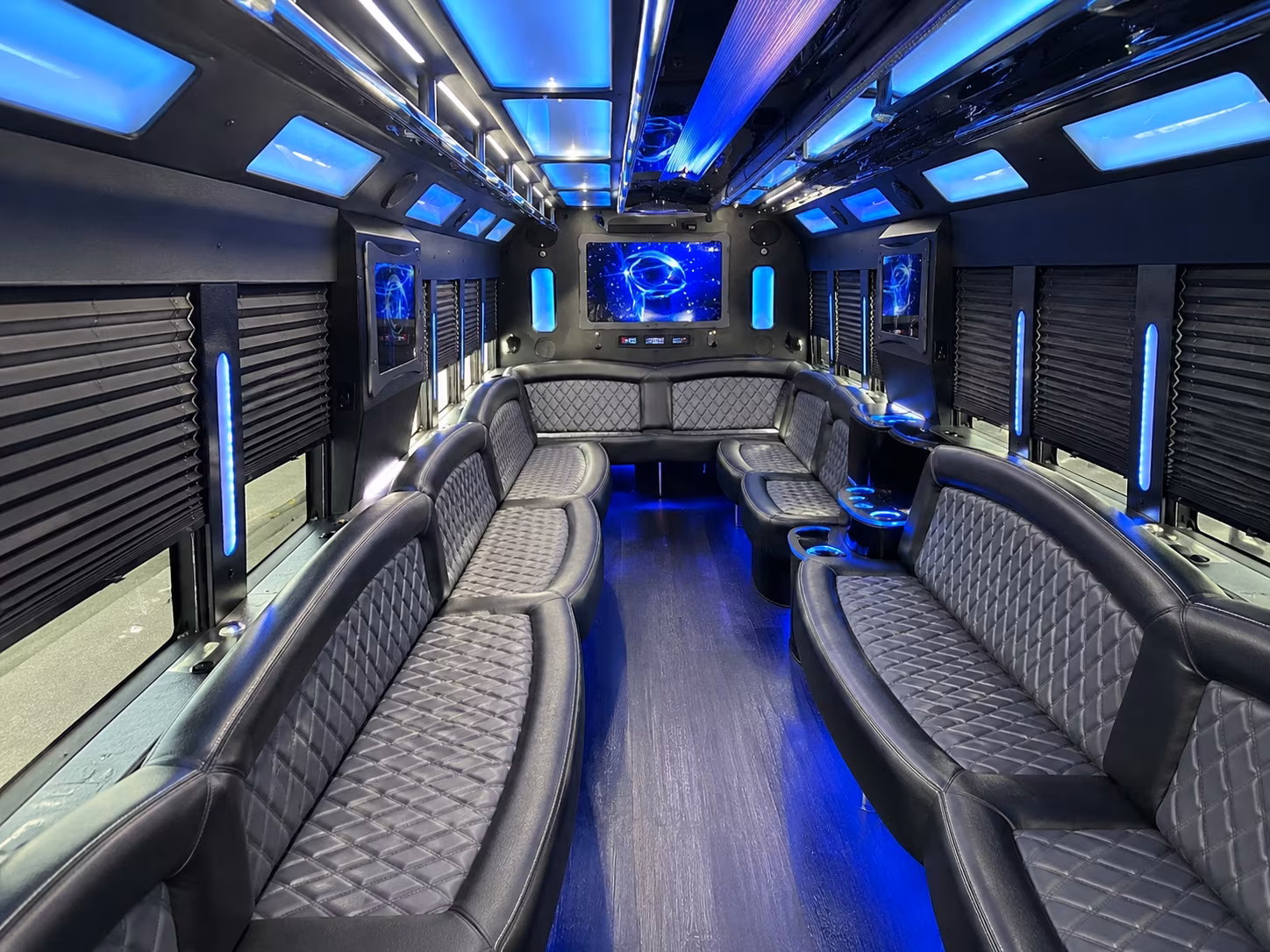 bachelorette party bus rentals for lawrence winery and brewery crawls