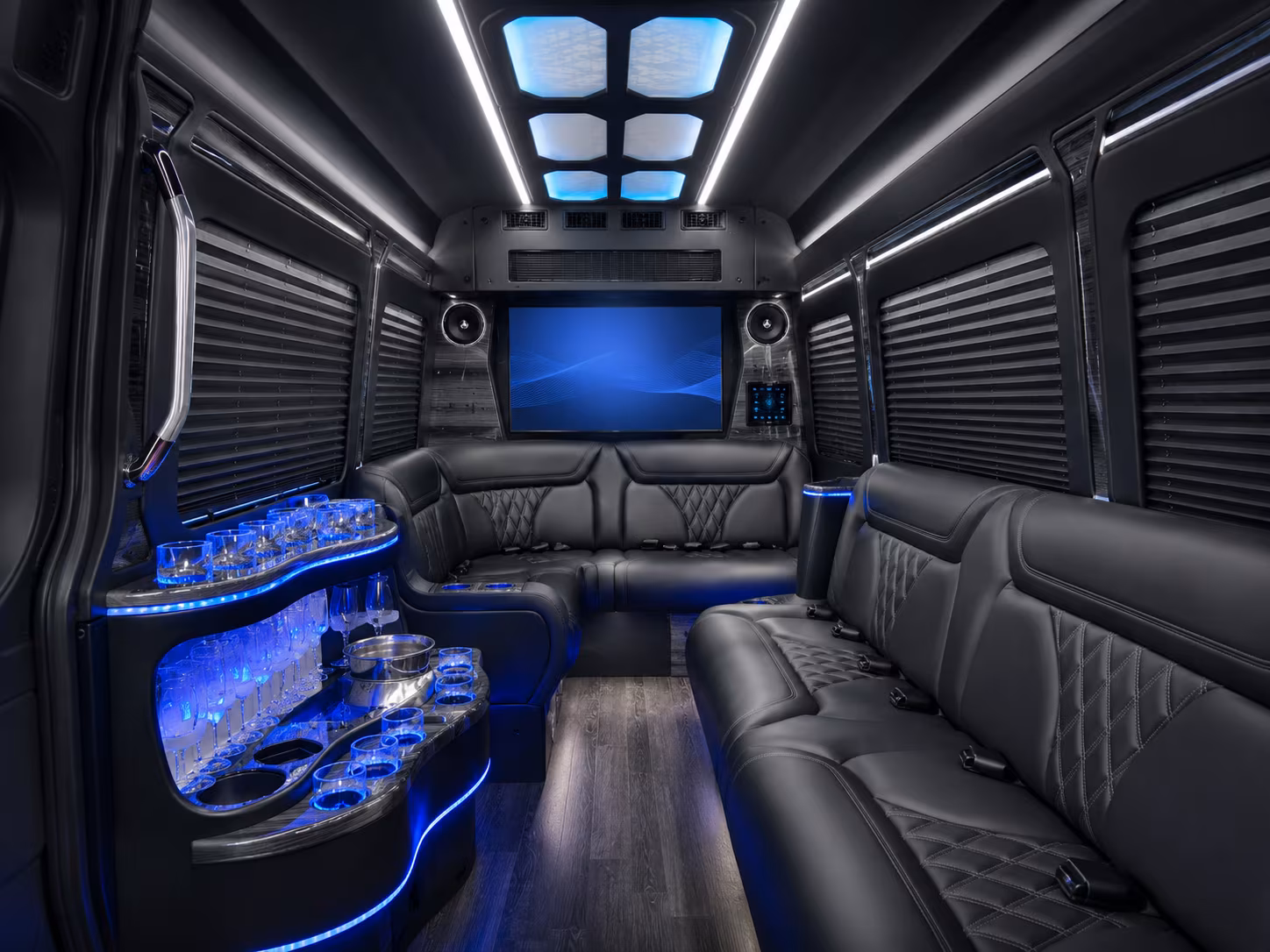concert bus rentals to t mobile center and starlight theatre in kansas city