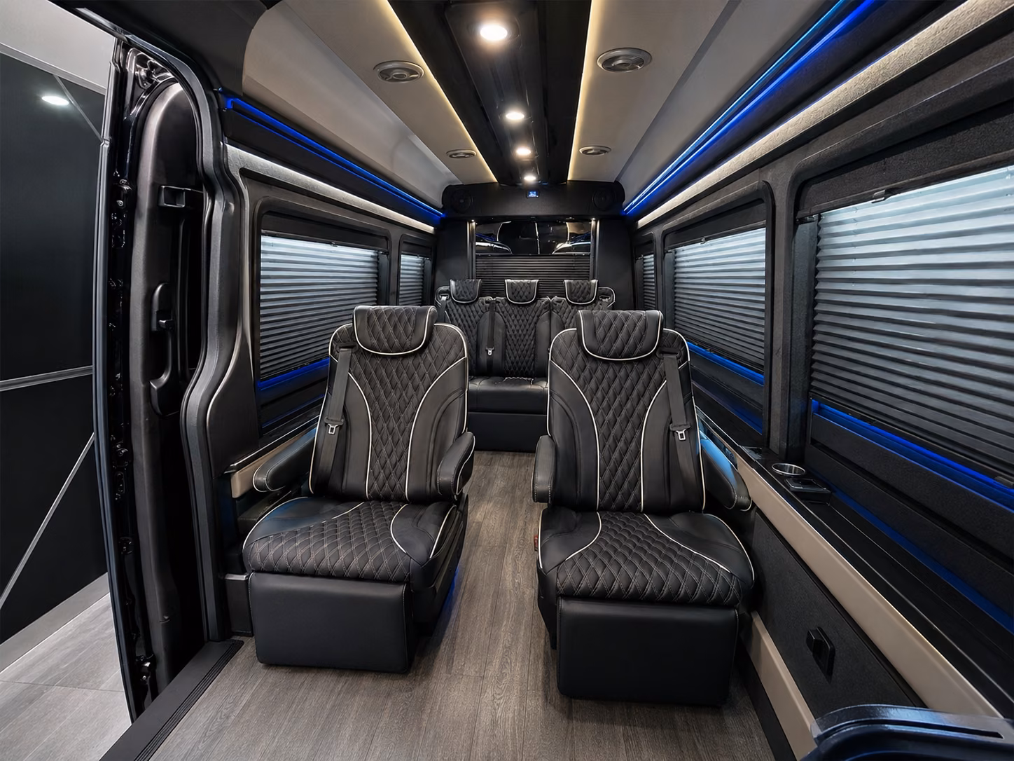 group airport transfers along the k 10 corridor to johnson county and mci