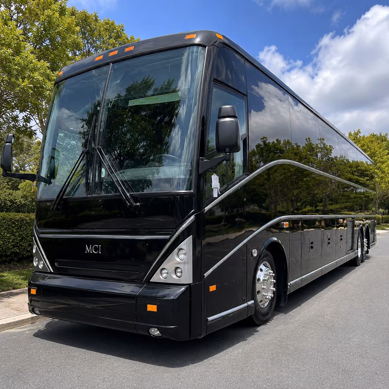 smooth festival and outdoor event buses in lawrence